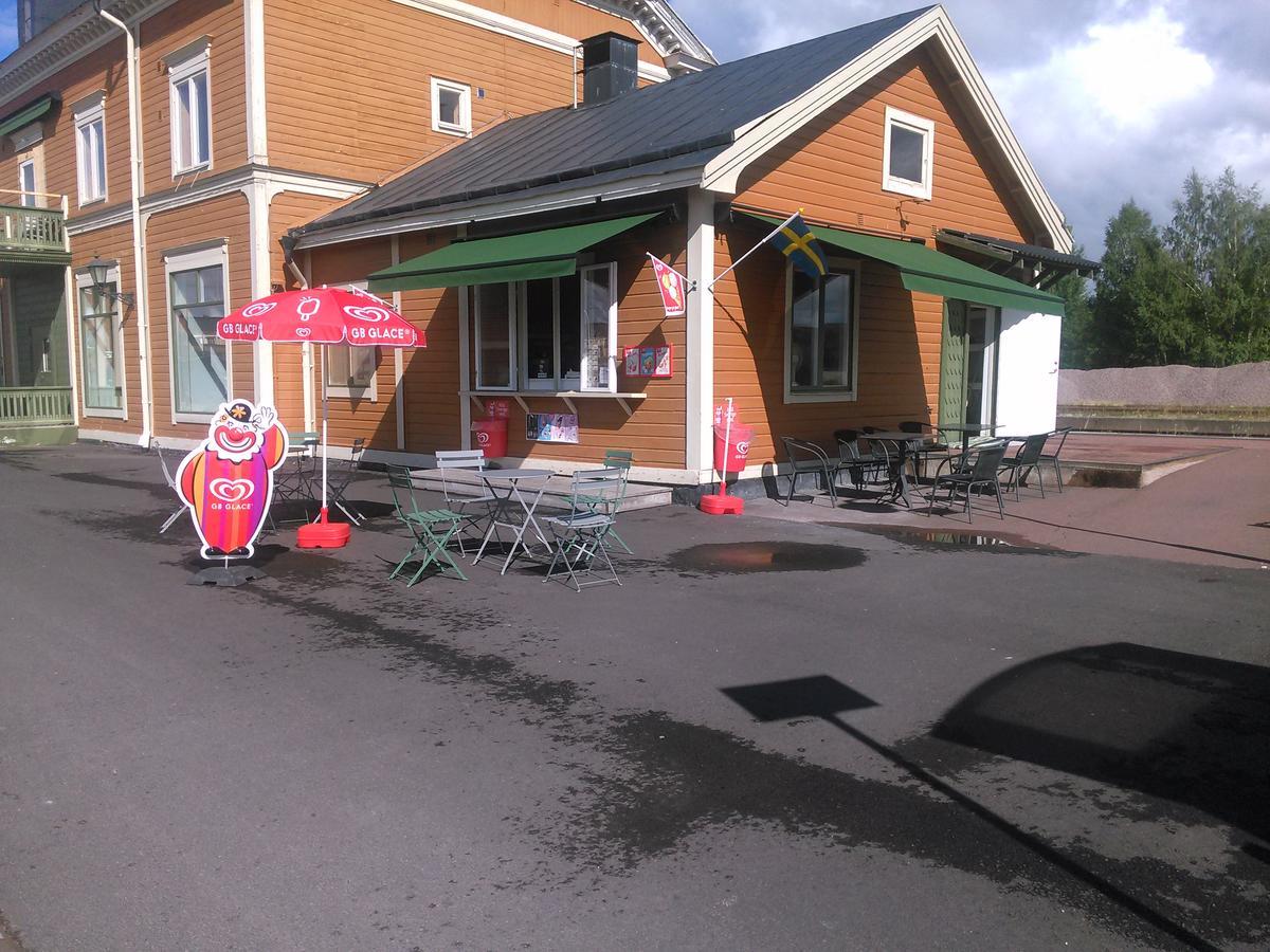 Orsa Station Bed And Breakfast Exterior foto